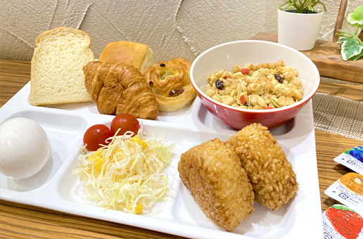 無料朝食サービス